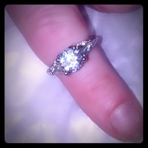 NEW STERLING SILVER RING